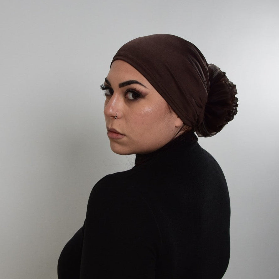 Underscarf Warda