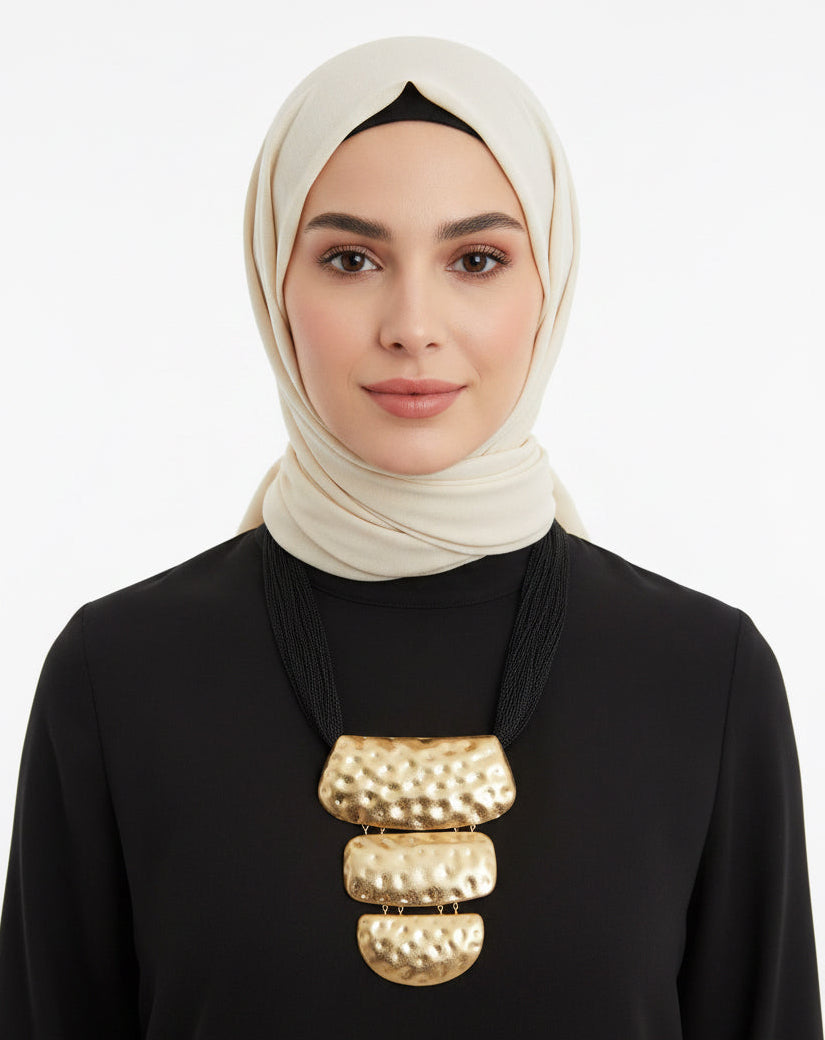 Collana Tasnim