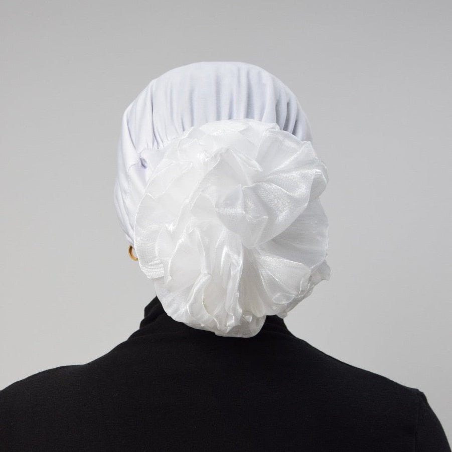 Underscarf Warda