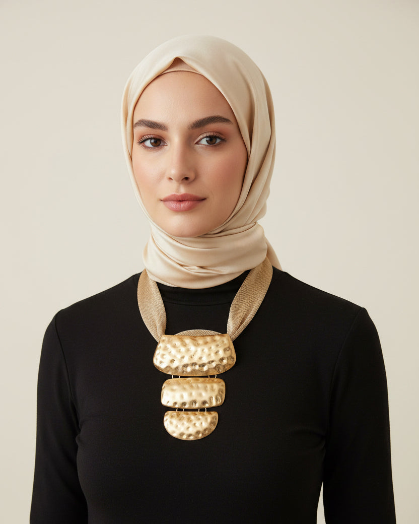 Collana Tasnim